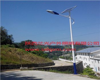 6米太陽能路燈-陜西省安康市漢濱區項目
